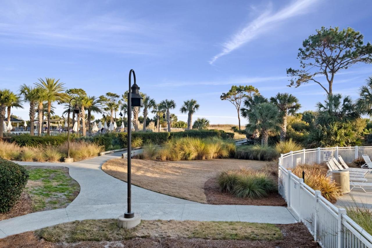 Ocean Dunes Villas #111, Beach Condo In Coligny Beach, 43 S Forest Beach Dr, Hilton Head Sc, Oceanfront Condo, Heated Pool, By Vacation Rental Hhi Hilton Head Island Buitenkant foto