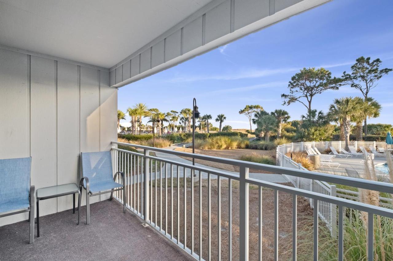 Ocean Dunes Villas #111, Beach Condo In Coligny Beach, 43 S Forest Beach Dr, Hilton Head Sc, Oceanfront Condo, Heated Pool, By Vacation Rental Hhi Hilton Head Island Buitenkant foto
